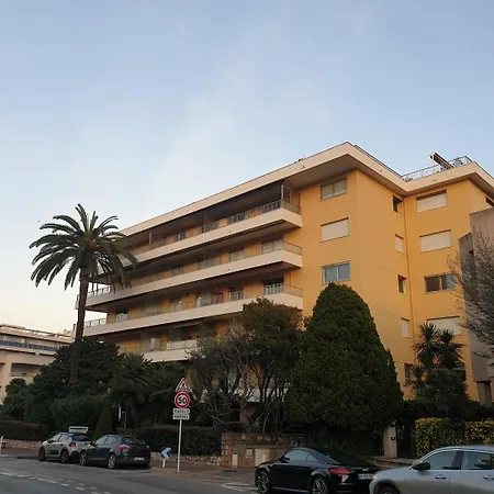 Cap D'antibes 2p Garage Proche Hermitage Апартаменты